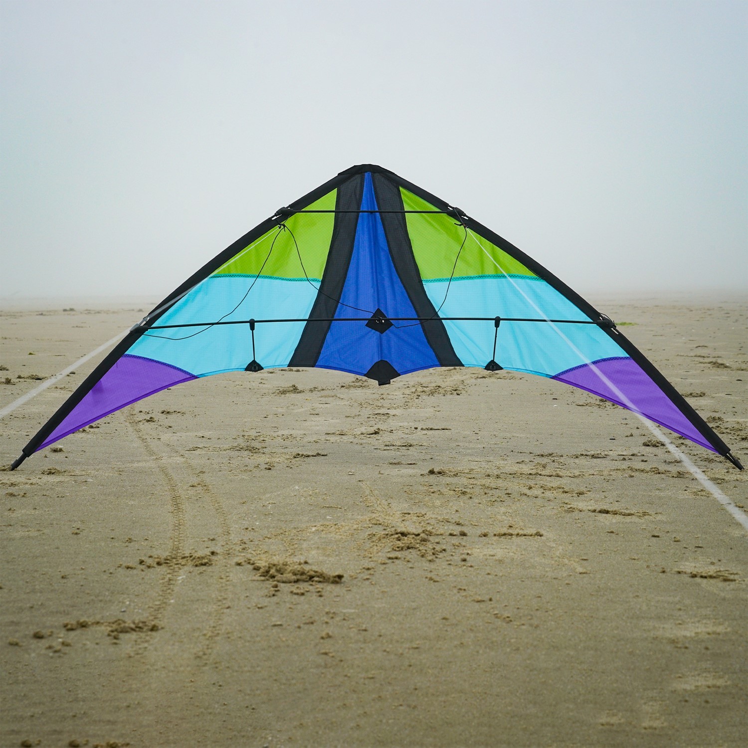  In the Breeze Colorwave Stunt Kite - Dual Line Sport